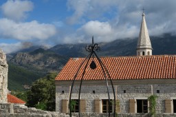 Покупка недвижимости в Черногории: пошаговая инструкция и затраты