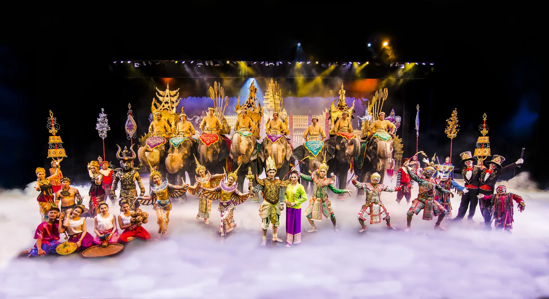 Phuket FantaSea — 4