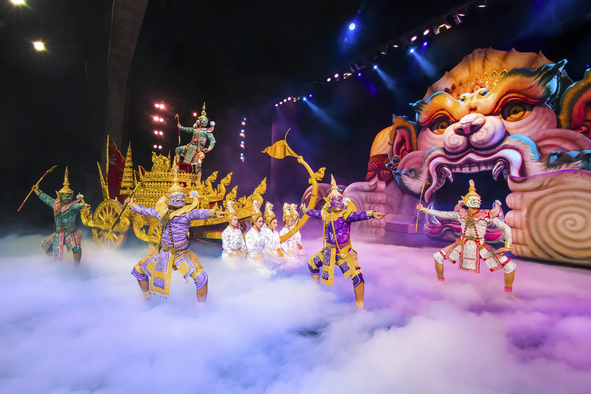 Phuket FantaSea — 7