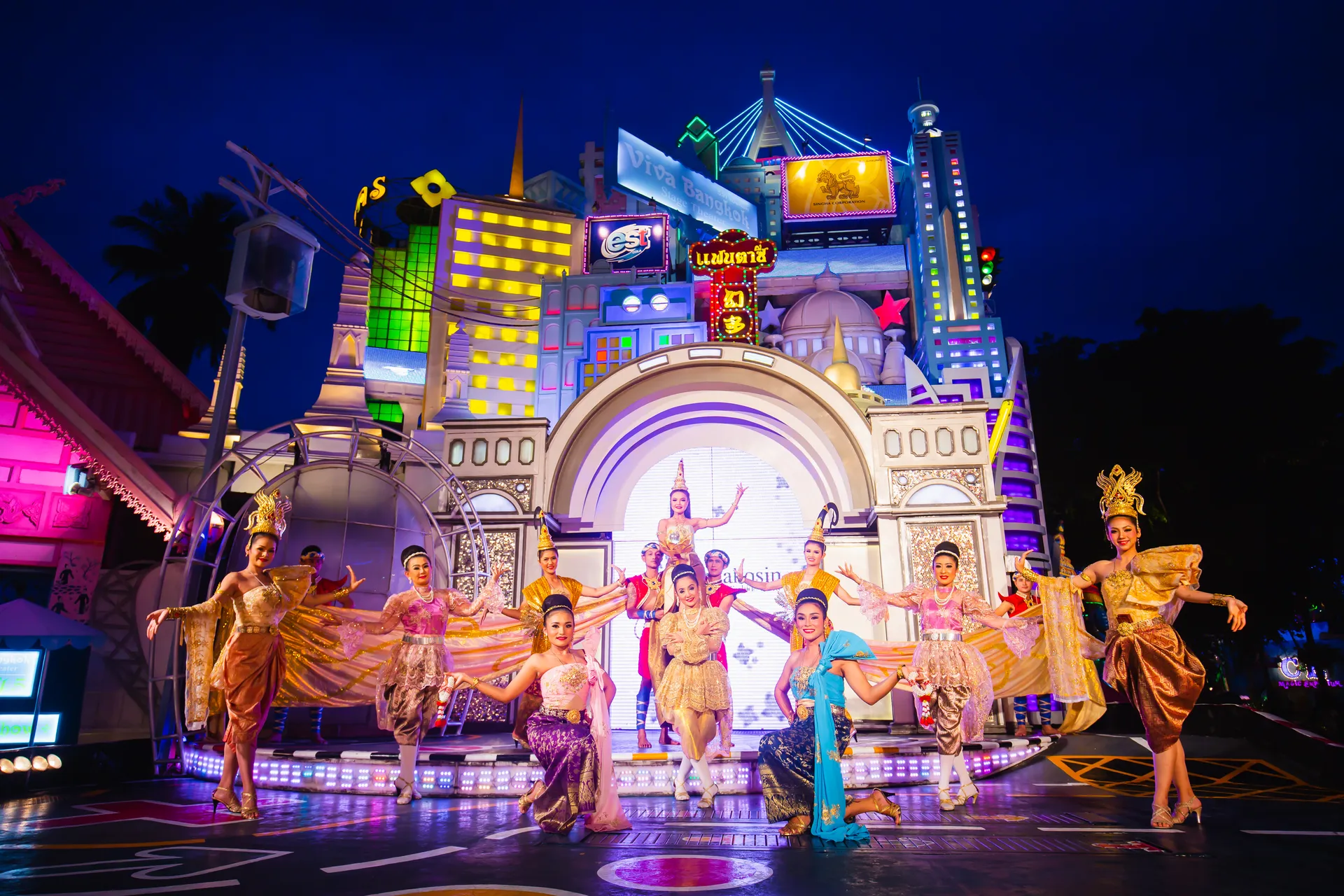 Phuket FantaSea — 13