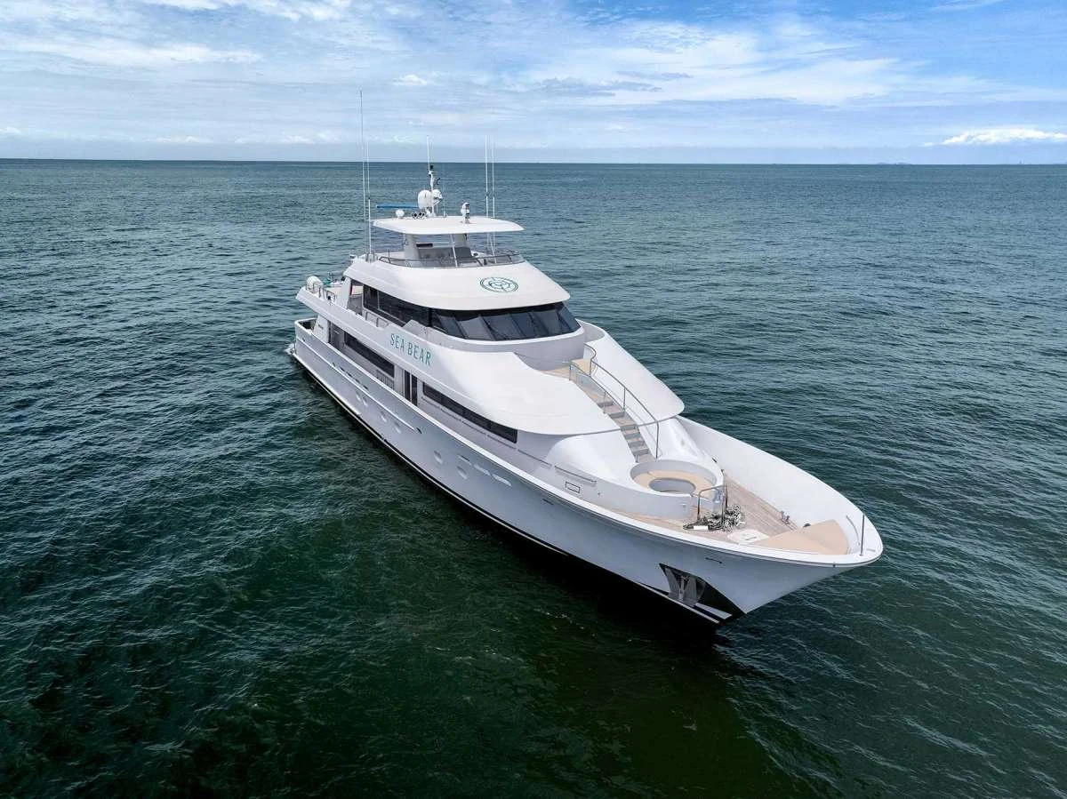 130ft Sea Bear — 1