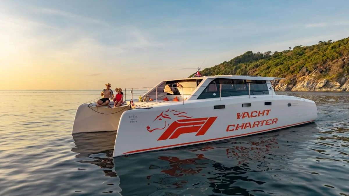 Power Catamaran 40ft